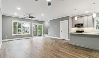 370 Emmett St 4-3, Bristol, CT 06010