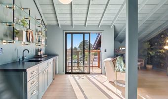 210 Thunderbird Dr, Aptos, CA 95003