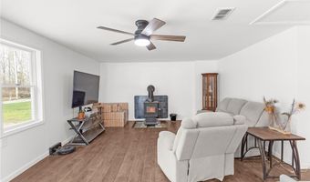 6590 Hall Rd, Andover, OH 44003