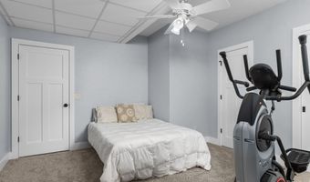1106 BOBBY Ct, Appleton, WI 54915