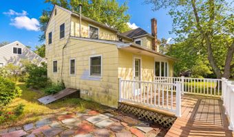 304 Central Blvd, Bayville, NJ 08721