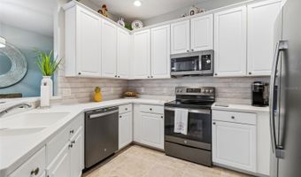 161 SHELL FALLS Dr, Apollo Beach, FL 33572
