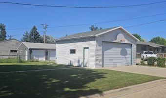1102 N Penn St, Aberdeen, SD 57401