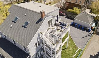 419 Broadway 5, Newport, RI 02840