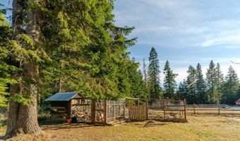 253 Aero Ln, Bigfork, MT 59911