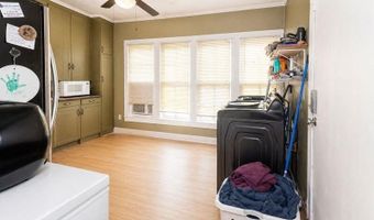 210 5th St, Abbeville, LA 70510