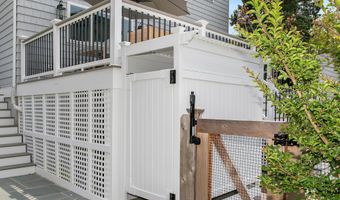 516 Club Dr, Bay Head, NJ 08742