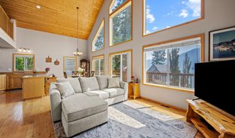 17617 E North Shore Ln, Bayview, ID 83803