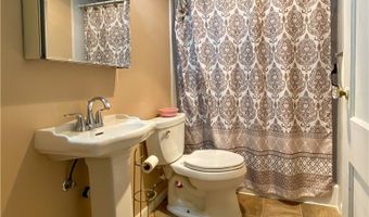 1916 South Dr, Aliquippa, PA 15001