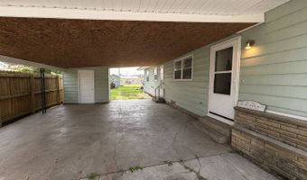406 S Wells Ave, Altamont, KS 67330