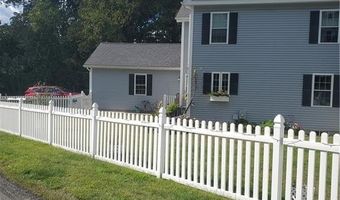6 Streamview Dr, Cumberland, RI 02864