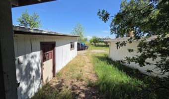 5419 Shady Ln, Anderson, CA 96007