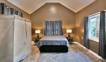 185 Maple Ave, Andover, OH 44003