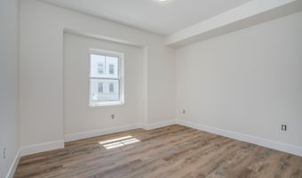 390 Carroll Ave, Bridgeport, CT 06607
