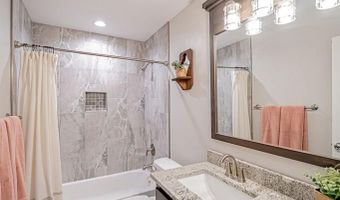 4878 Torcello Dr, Ammon, ID 83406
