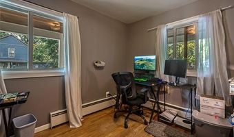 803 Jones Dr, Ann Arbor, MI 48105