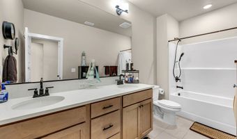2821 NW 8TH Pl, Battle Ground, WA 98604