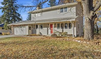 1823 Gramsie Rd, Arden Hills, MN 55112