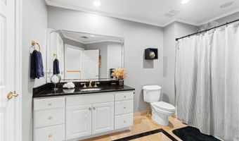 27 Eagle Dr, North Kingstown, RI 02852