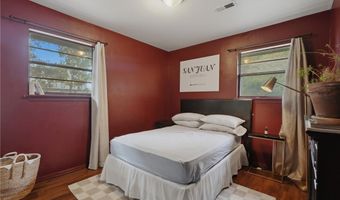 825 SE H St, Bentonville, AR 72712