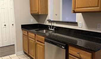 3 Admiralty Dr 3-3, Middletown, RI 02842