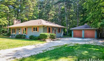420 Pine Land Dr SE, Ada, MI 49301