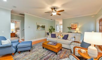 6 Carolina Ln, Beaufort, SC 29907