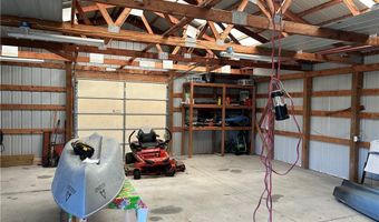 2129 Rock Creek Rd, Ottawa, KS 66067