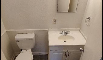 204 Dobbs St, Benton, AR 72015
