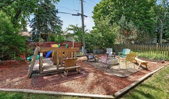 1094 Lowell Dr, Apple Valley, MN 55124