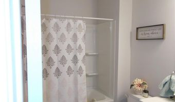 612 Auburn Crossing Dr, Auburn, GA 30011