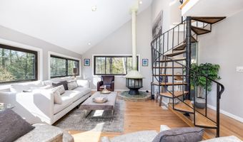 206 New Rd, Avon, CT 06001