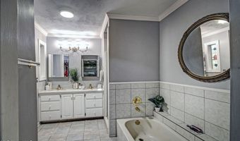 506 Ridge Cir, Brandon, MS 39047