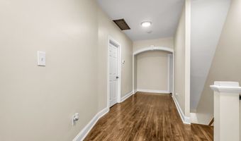 19 Lester St, Ansonia, CT 06401