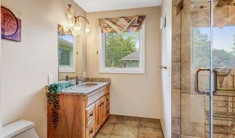 515 Park Club Ln, Amherst, NY 14221