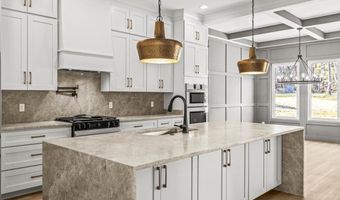 10541 E Brainerd Rd, Apison, TN 37302