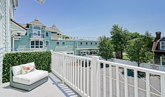 117 SAVANNAH Rd B, Lewes, DE 19958