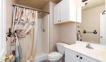 378 LAKEVIEW Cir, Alpine, AL 35014