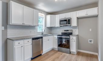 707 W Lamar St, Alvord, TX 76225