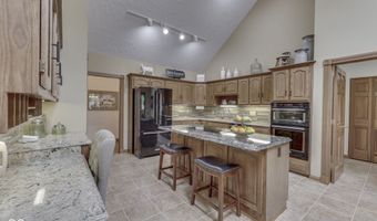 8888 Classic View Dr, Indianapolis, IN 46217