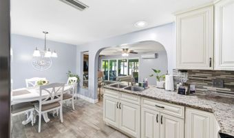 485 FLAMINGO Dr, Apollo Beach, FL 33572