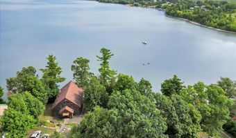 220 Way Ln, Bridport, VT 05734
