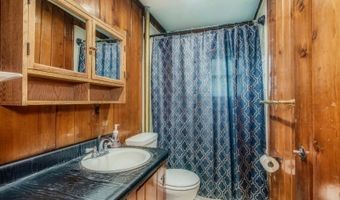 114 Pocantecs Rd, Alloway, NJ 07422