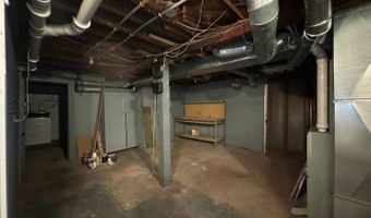 1007 5th St, Britton, SD 57430
