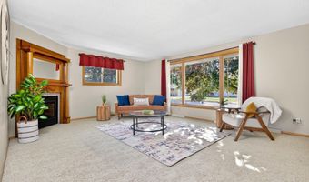 1214 E LINDBERGH St, Appleton, WI 54911