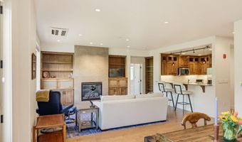 175 Lithia Way 200, Ashland, OR 97520