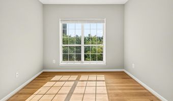 4551 STRUTFIELD Ln 4215, Alexandria, VA 22311