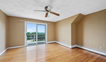 93 Harris Meadow Ln, Barnstable, MA 02630