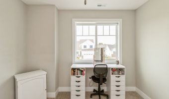 1401 S 10th St, Adel, IA 50003