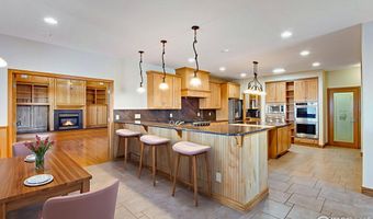 2366 Shoreside Dr, Berthoud, CO 80513